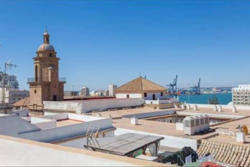 شقة Moderno Duplex En La Tacita De Plata كاديز المظهر الخارجي الصورة